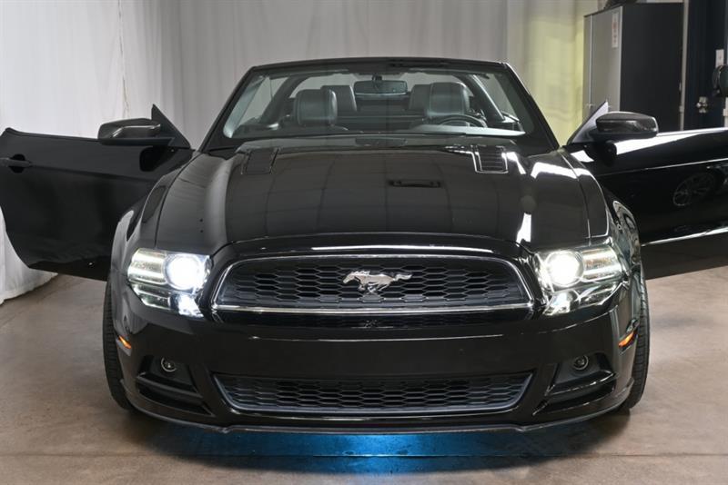 2013 Ford Mustang - Image 42