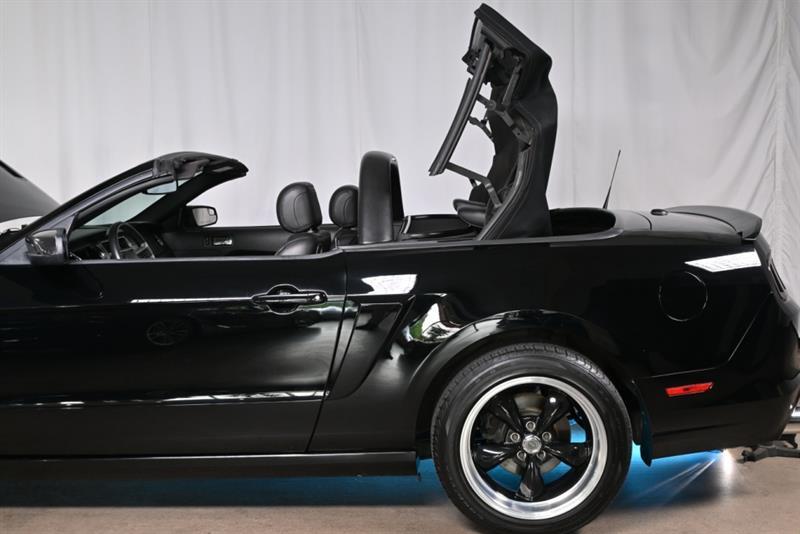 2013 Ford Mustang - Image 50