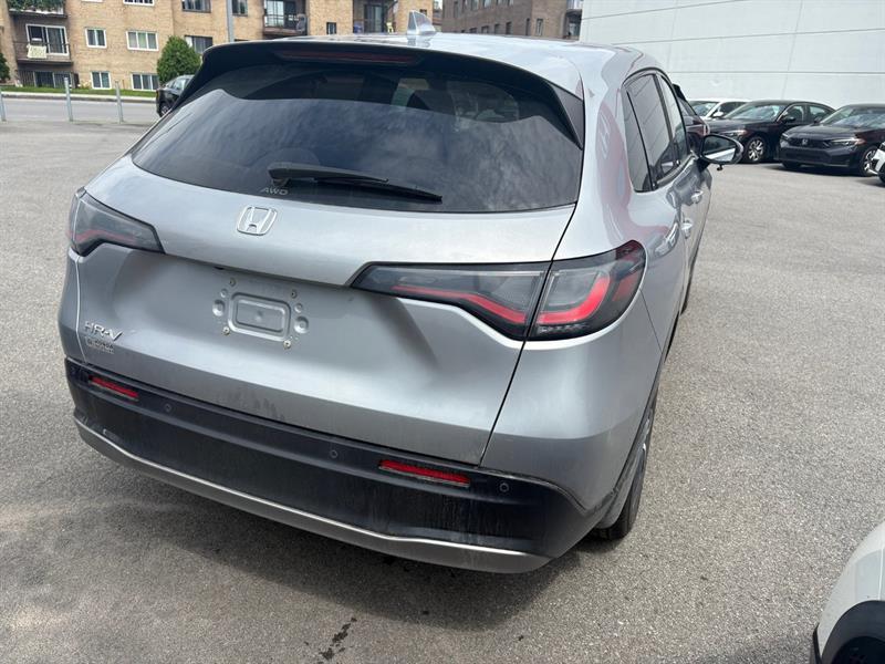 2025 Honda HR-V - Image 3