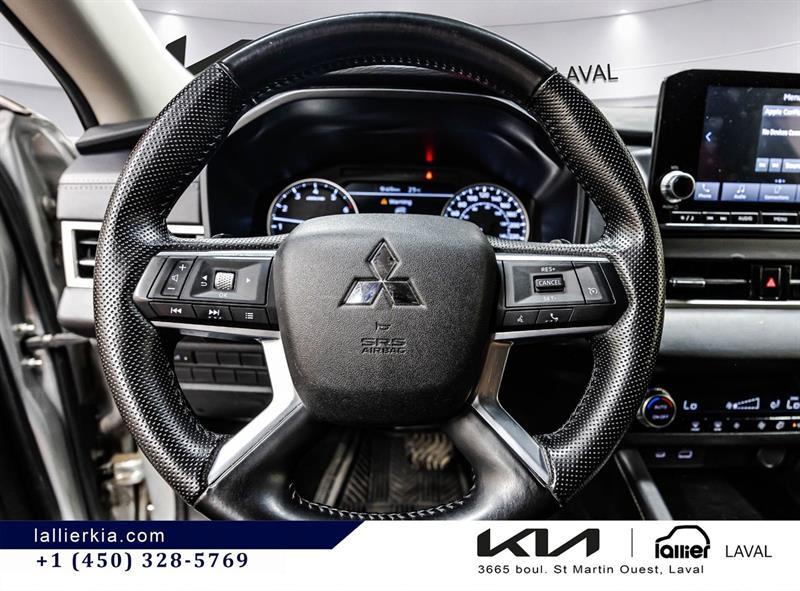 2024 Mitsubishi Outlander - Image 14