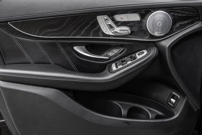 2020 Mercedes-Benz GLC - Image 13