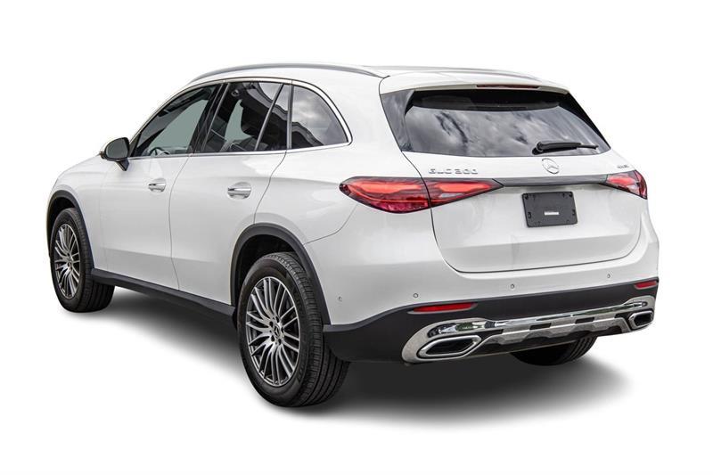 2024 Mercedes-Benz GLC - Image 10