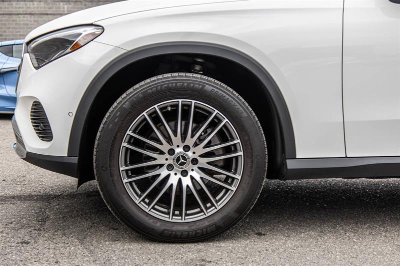 2024 Mercedes-Benz GLC - Image 12