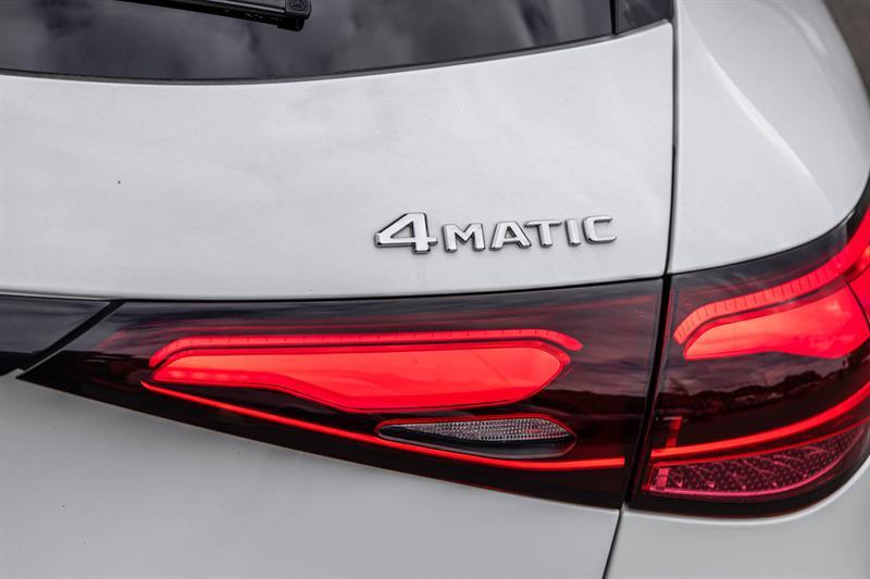 2024 Mercedes-Benz GLC - Image 16