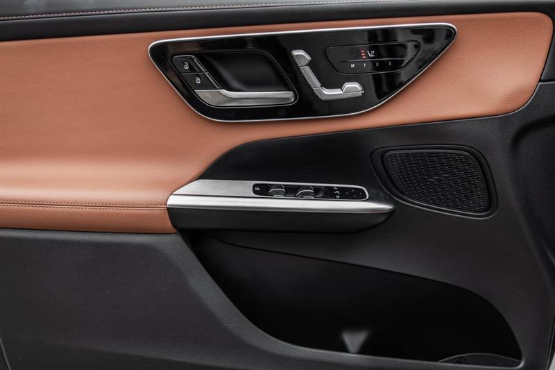 2024 Mercedes-Benz GLC - Image 21