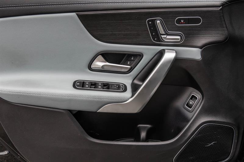 2025 Mercedes-Benz CLA - Image 11