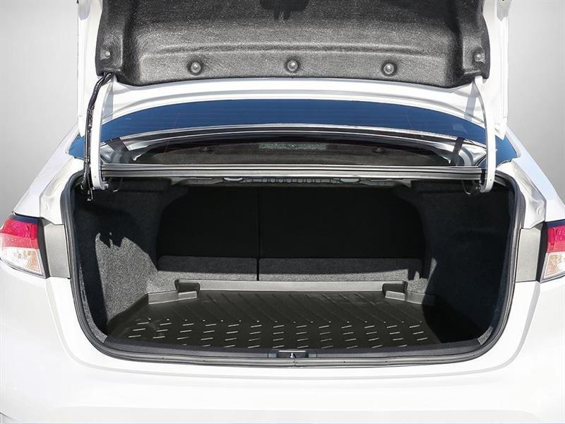 2026 Toyota Corolla - Image 7