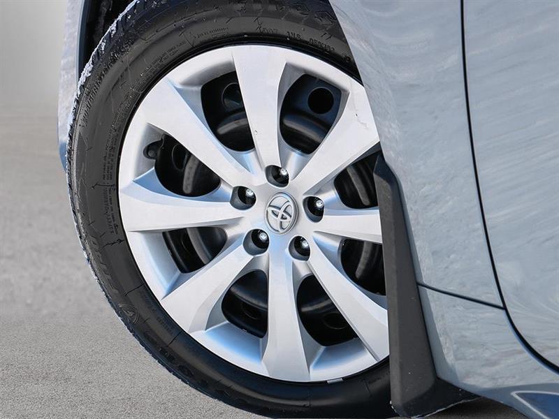 2026 Toyota Corolla - Image 8
