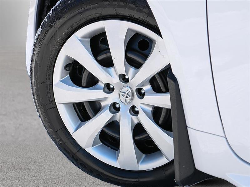 2026 Toyota Corolla - Image 8