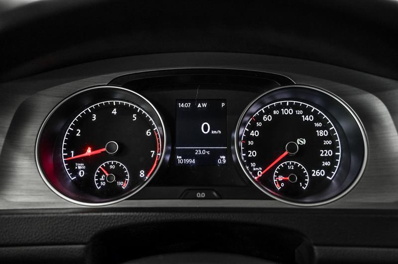2016 Volkswagen Golf - Image 21