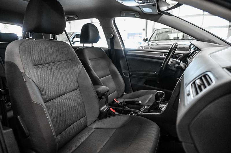 2016 Volkswagen Golf - Image 30