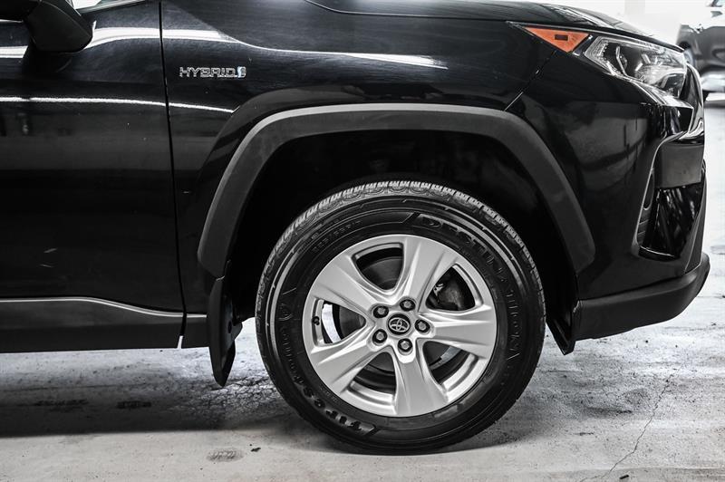 2019 Toyota RAV4 - Image 13