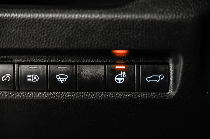 2019 Toyota RAV4 - Image 22