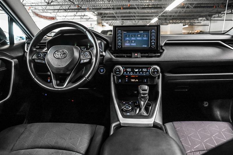 2019 Toyota RAV4 - Image 33