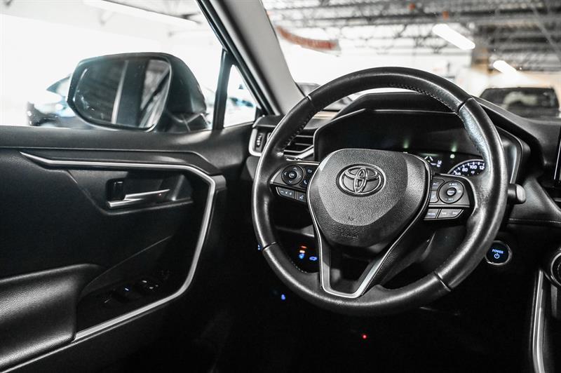 2019 Toyota RAV4 - Image 34