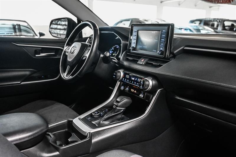 2019 Toyota RAV4 - Image 36
