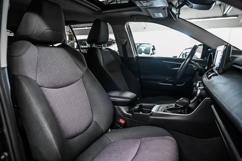 2019 Toyota RAV4 - Image 37