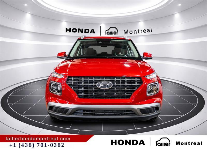 2020 Hyundai Venue - Image 2