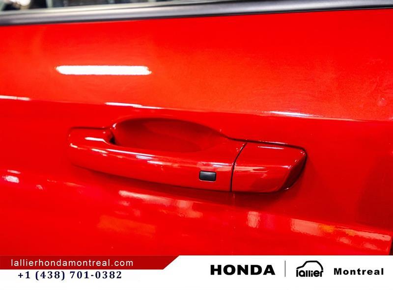 2020 Hyundai Venue - Image 11