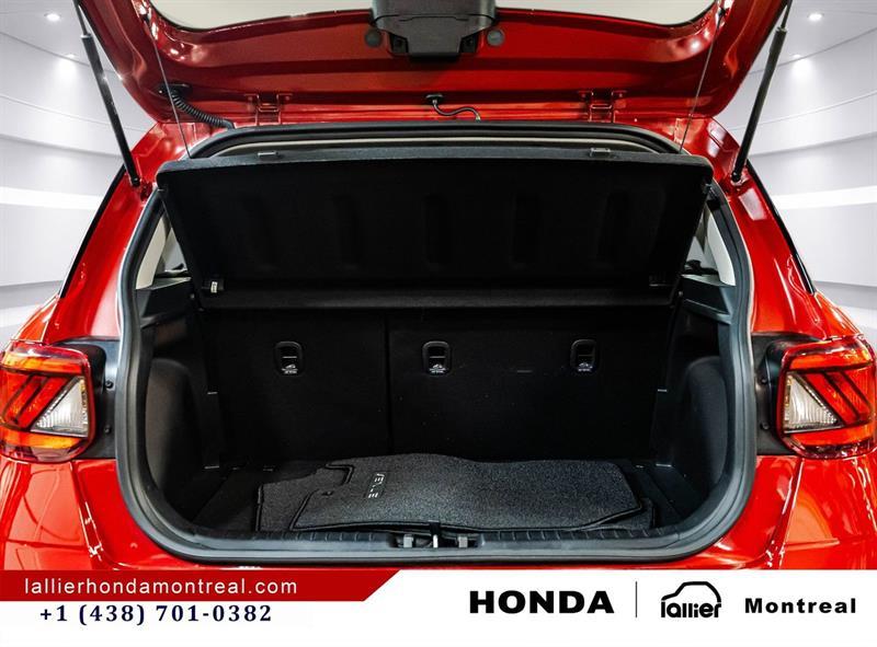 2020 Hyundai Venue - Image 16