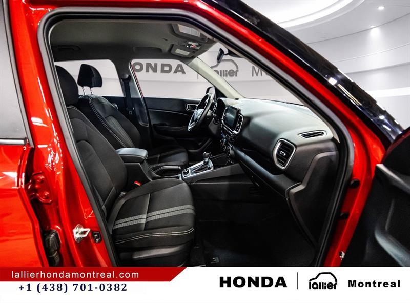 2020 Hyundai Venue - Image 18