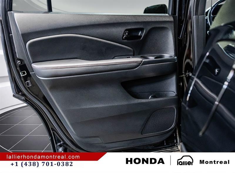 2024 Honda Passport - Image 13