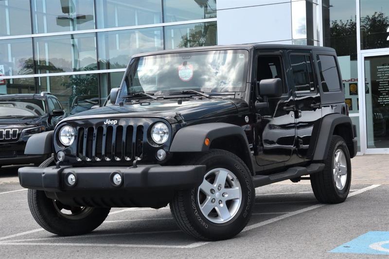 Véhicule Jeep Wrangler Unlimited 2014 Usagé à vendre à Montreal, Québec