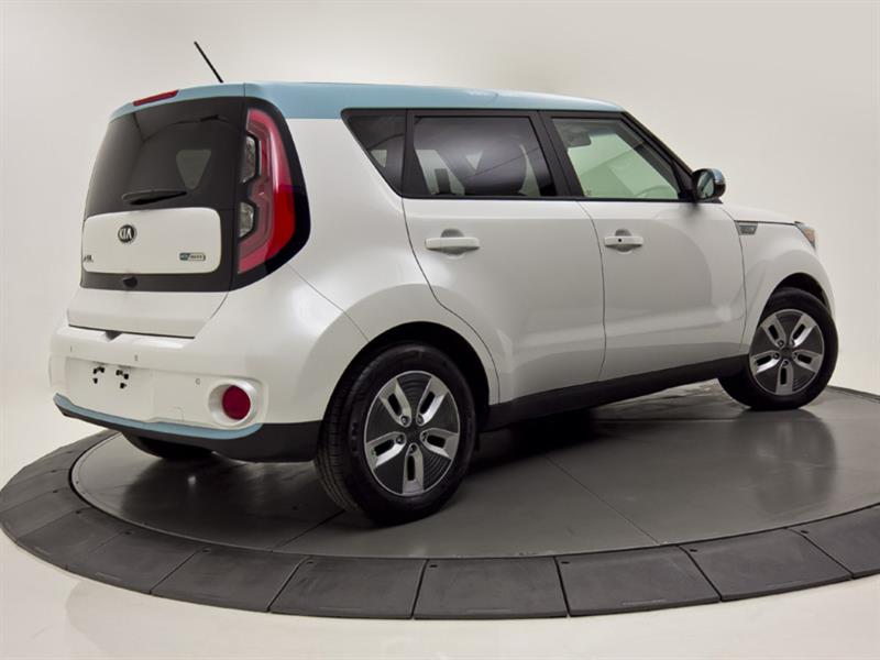 Kia soul luxe