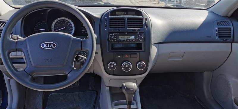 Kia spectra салон