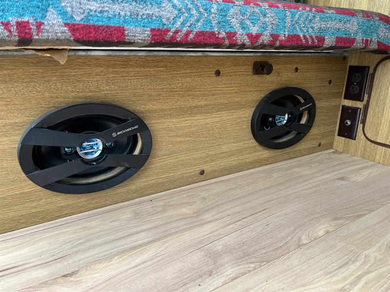 Volkswagen Vanagon 30