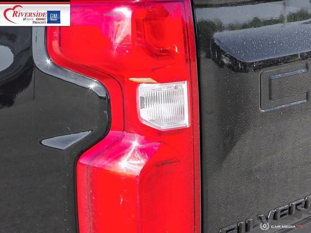 Chevrolet Silverado 1500 12