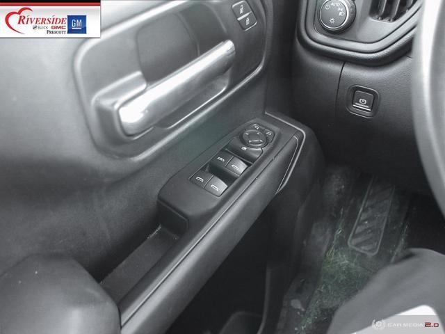 Chevrolet Silverado 1500 17