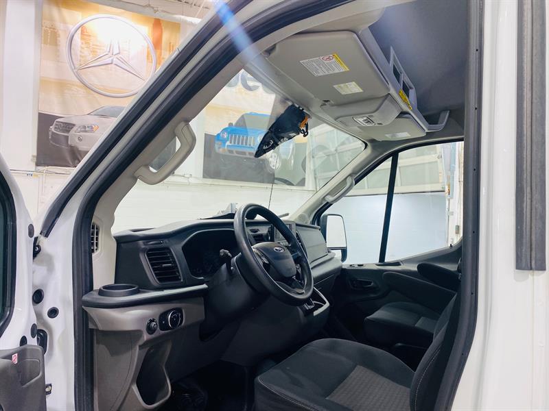 ford Transit-250 Cargo 2020 - 4