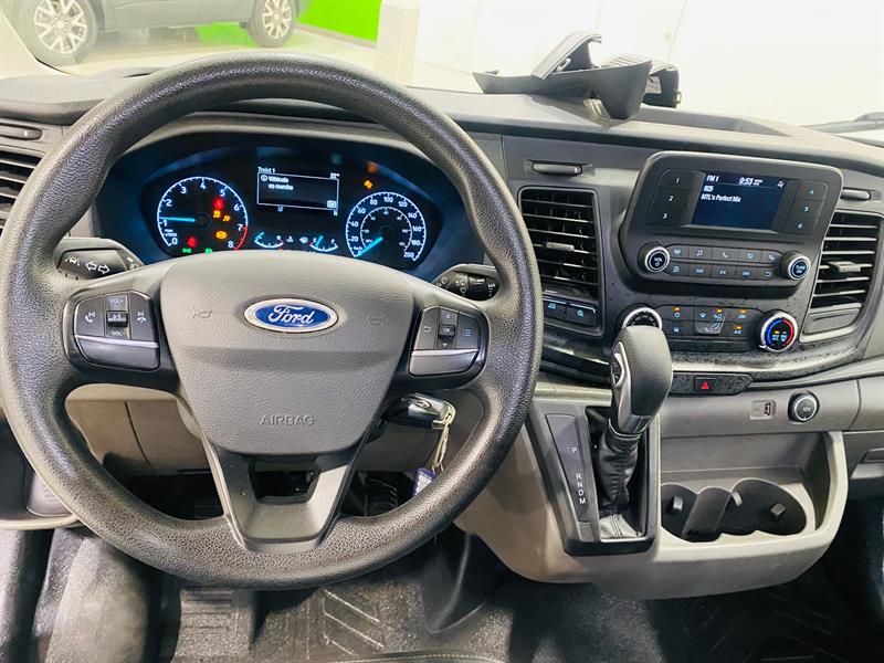 ford Transit-250 Cargo 2020 - 11