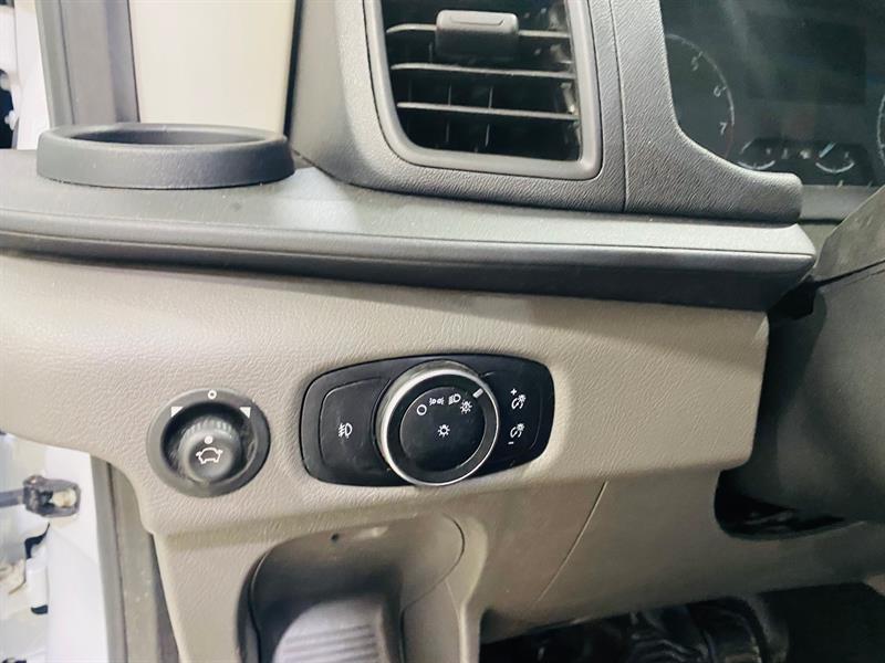 ford Transit-250 Cargo 2020 - 13