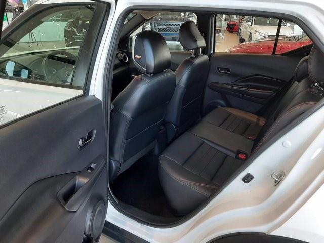 Nissan Kicks 6