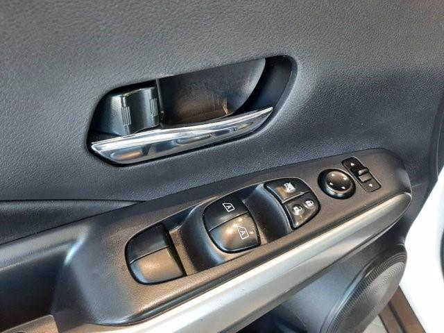 Nissan Kicks 7