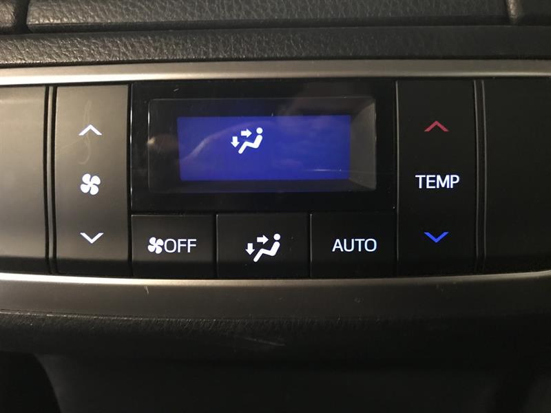 toyota Highlander 2015 - 24