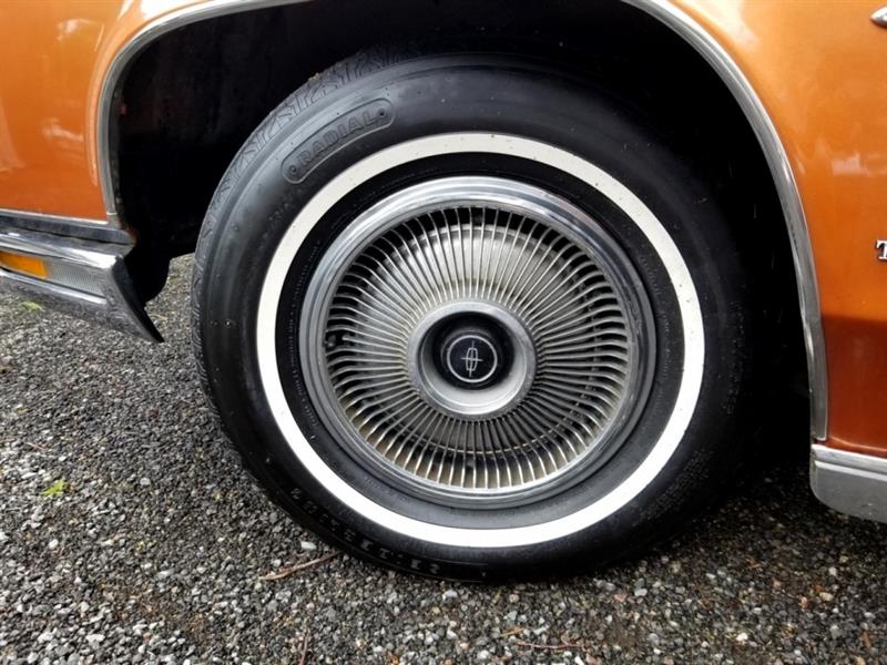 Lincoln Continental 23