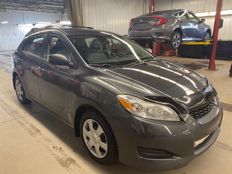 Toyota matrix 2010