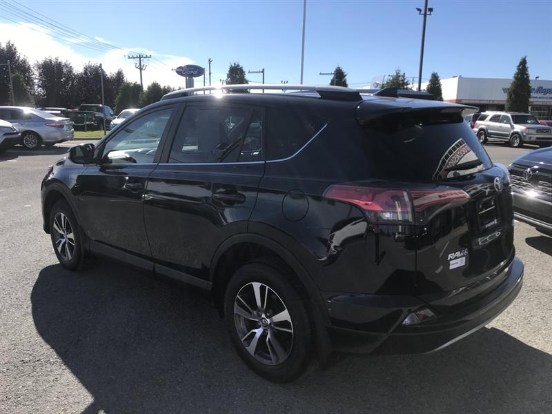 toyota RAV4 2018 - 10