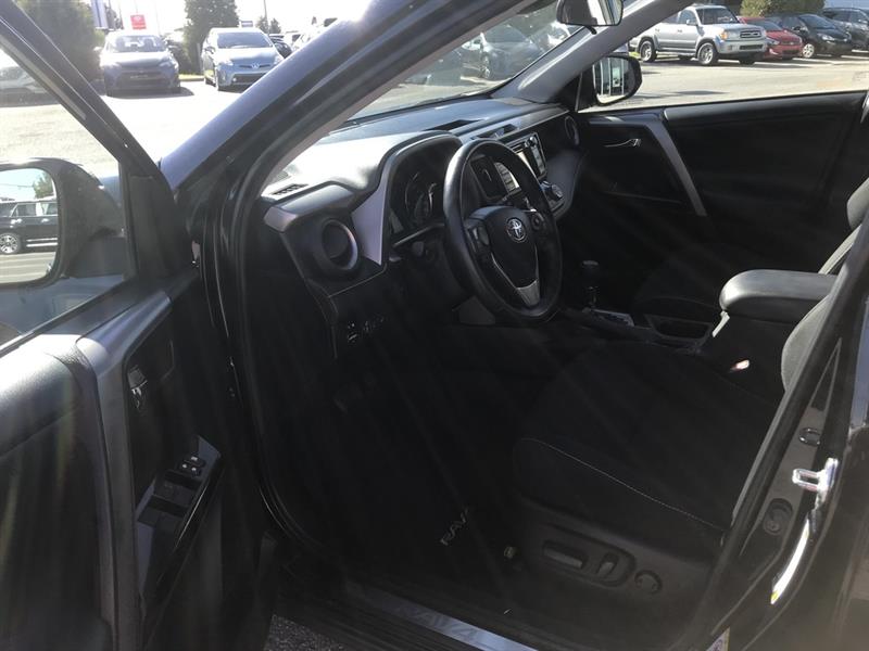 toyota RAV4 2018 - 11
