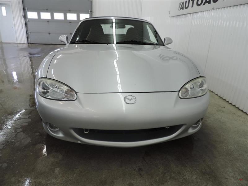 Véhicule Mazda MX5 Miata 2002 Usagé à vendre à SaintFrancoisDuLac