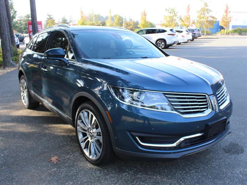 Lincoln MKX 3