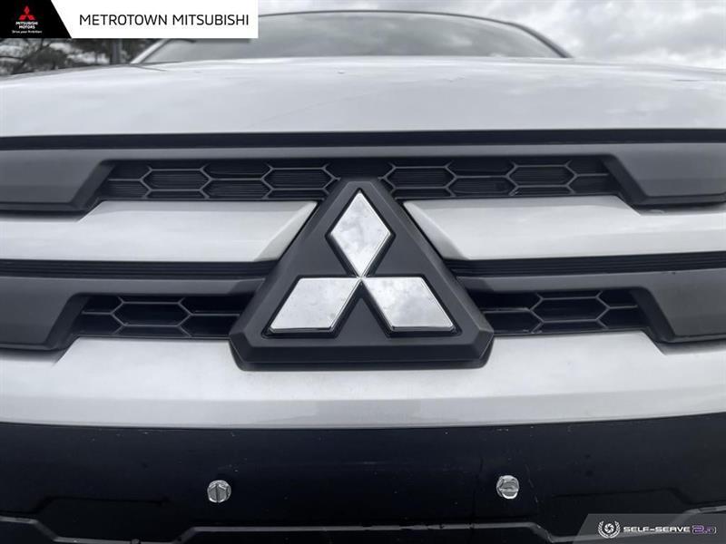 Mitsubishi RVR 10