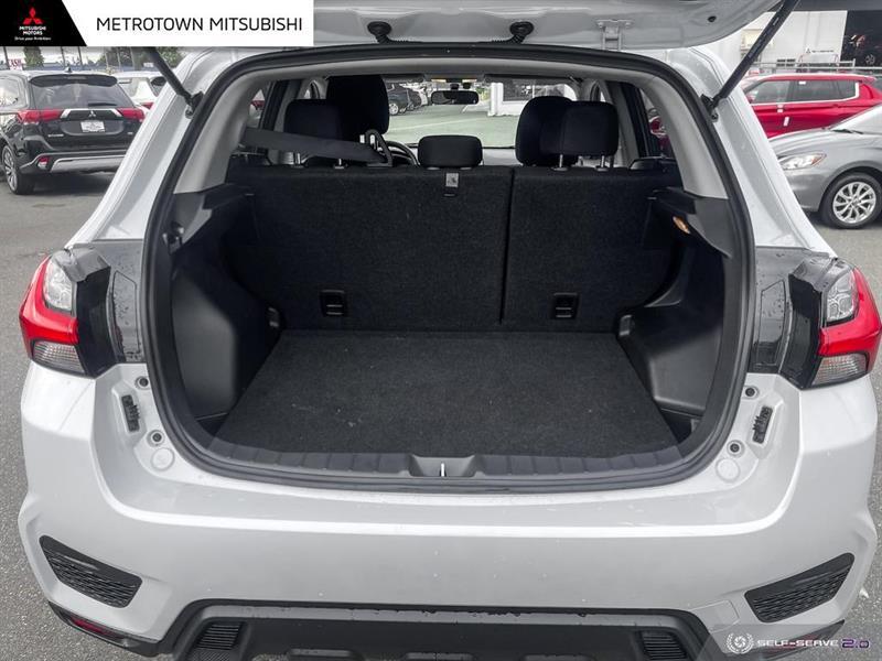 Mitsubishi RVR 13