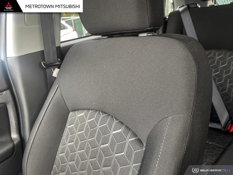Mitsubishi RVR 19