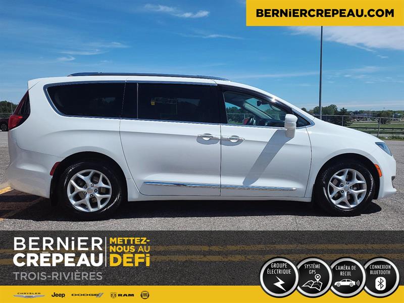 Chrysler Pacifica 6