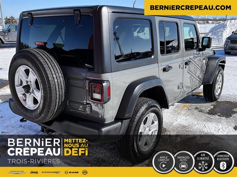 Jeep Wrangler 5