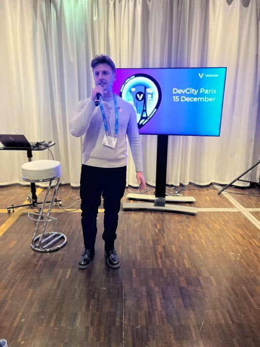 Benjamin Aronov at DevCity Paris